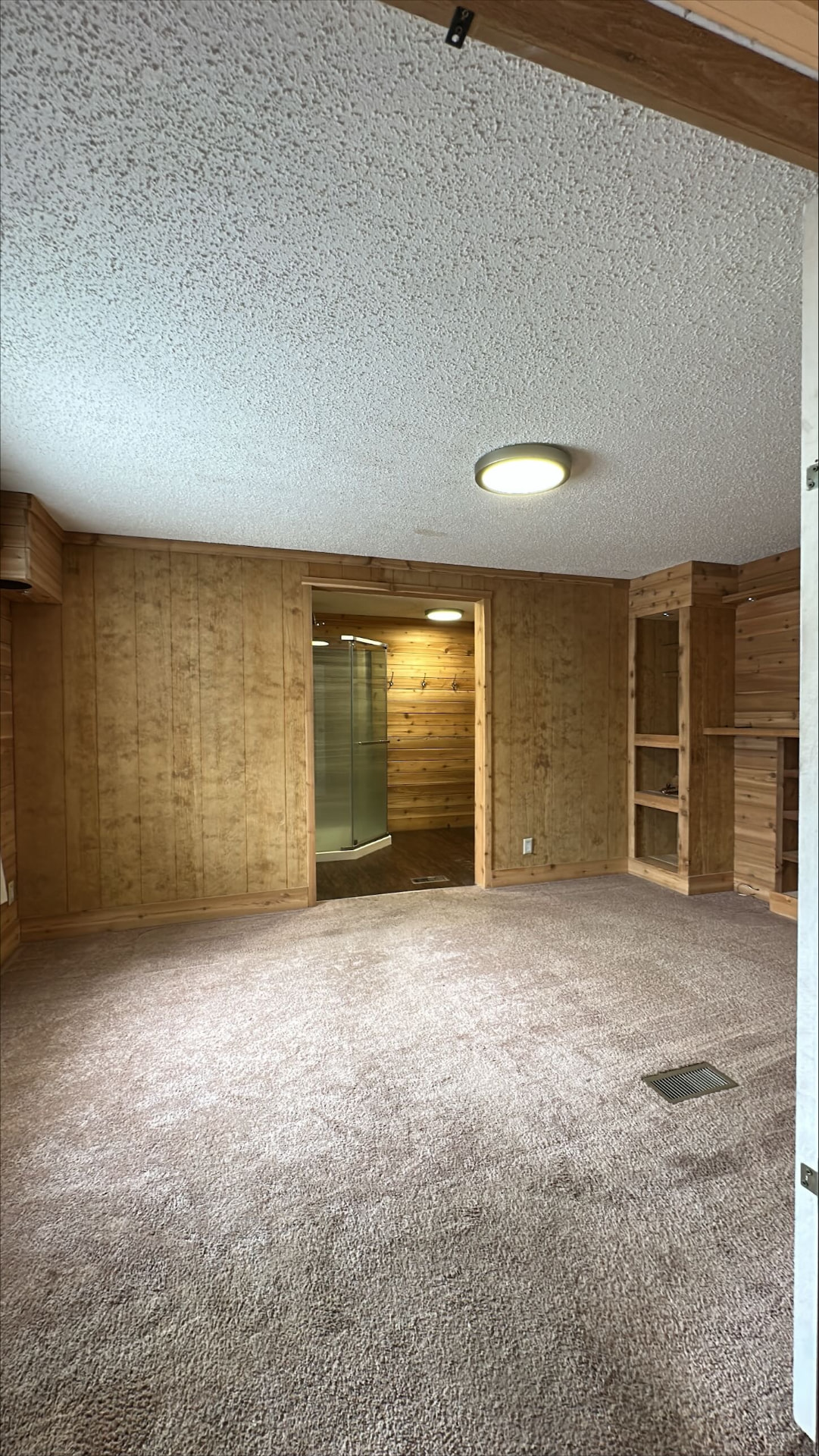Unit 18 — 1995 Crimson Homes Willow Creek — view 6